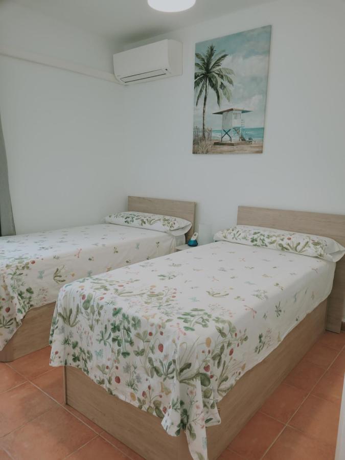 Casa A 400M De Playa, 3 Habitaciones, 2 Banos Y Jardin مْبيرا المظهر الخارجي الصورة